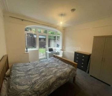 Newcombe Road, Southampton, SO15 - Photo 4