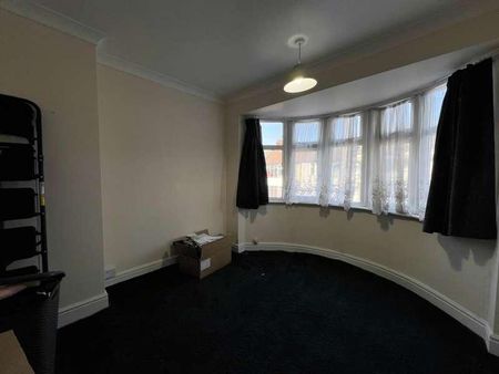 Chester Avenue, Luton, LU4 - Photo 3