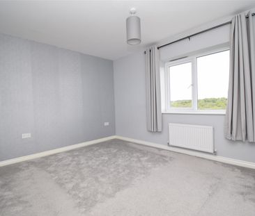 Craig Hopson Avenue, Castleford - Photo 2
