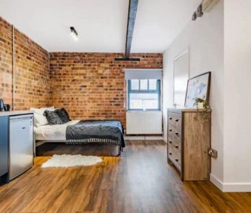 Gold Studio - Photo 2