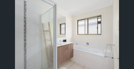 3 Alfred Raymond Hulse Drive, Upper Coomera, Qld 4209 - Photo 4