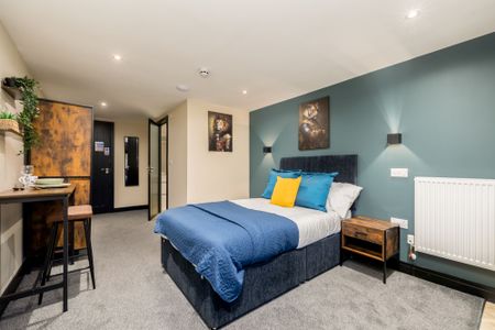 Crown House, Nuneaton, CV11 4BX - Photo 3