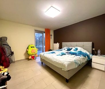 Appartement te huur - Foto 1