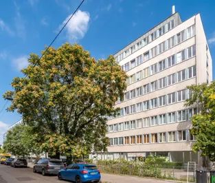 Moderne 2-Zimmer-Wohnung mit Fernblick - Top Lage mit Küche! - Foto 1