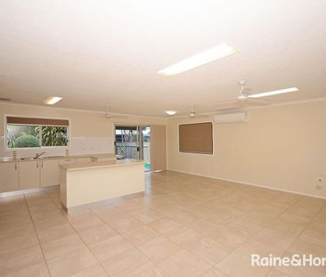 Large Modern Duplex close to the Marina - Photo 6