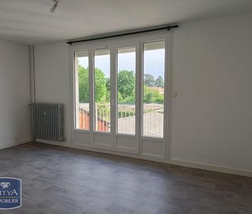 Location Appartement 1 pièce 38m² CHATEAUROUX 36000 - Photo 1