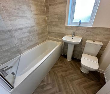3 bedroom semi-detached house to rent - Photo 6