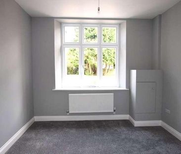 Red Cedar Court, Yeovil, Somerset, BA20 - Photo 2