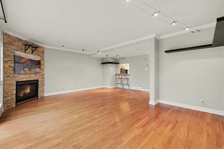 For Lease - 187 MONTEREY Drive, South of Baseline to Knoxdale, Ontario - Photo 3