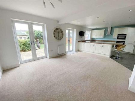 Cherry Tree Crescent, Cranwell, Sleaford, NG34 - Photo 5