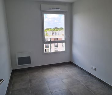 Location Appartement 3 pièces 64m² MONTPELLIER 34000 - Photo 2