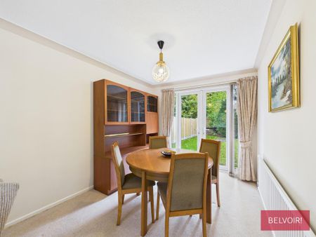 4 bedroom detached house to rent - Photo 3