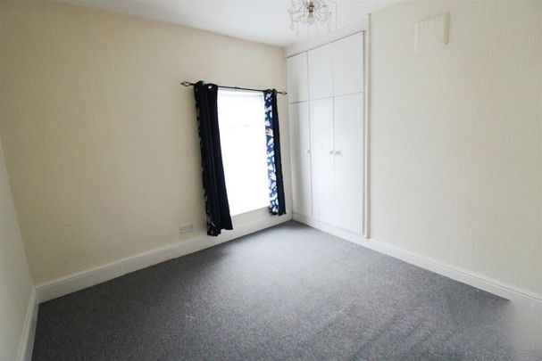 Barnsley Street - Photo 1