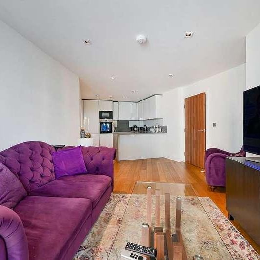 Dickens Yard, Ealing, W5 - Photo 1