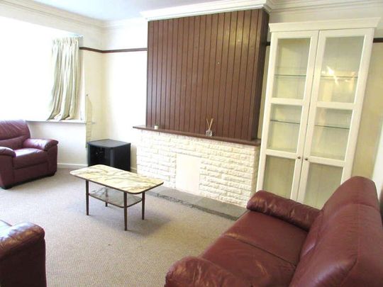 High Mead, Harrow, Middlesex, HA1 - Photo 1