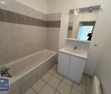 Location Appartement 2 pièces 46m² AGEN 47000 - Photo 4
