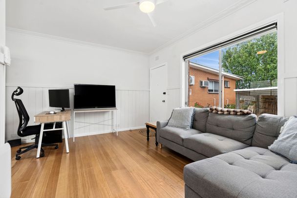 Fully Renovated - One Bedroom Unit - Eastern Gardens - Photo 1