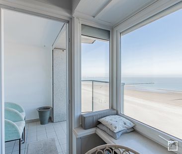 Ruim 3-slaapkamer appartement met frontaal zeezicht nabij het Rubensplein! - Foto 1