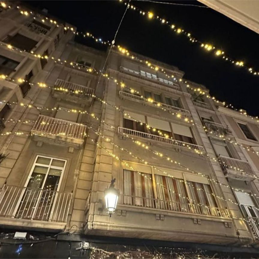 Ático de alquiler en Carrer Hospital, 9, Centro - Photo 1