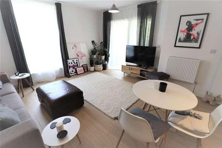 Bamboo Apartments, Airco Close, London, NW9 - Photo 2