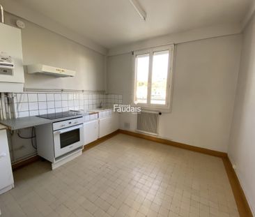 Location Appartement 2 pièces 47m² ST LO 50000 - Photo 1