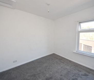 2 bed House - Terraced for Rent - Photo 4