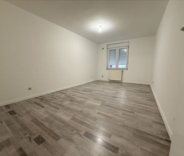 Location Appartement 2 pièces 42m² - Photo 2