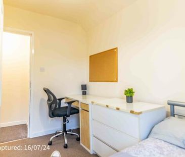 7, Hewley Avenue - Photo 3