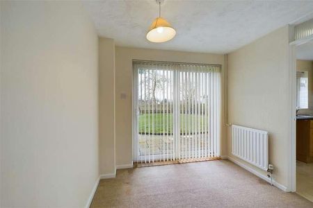 Church Meadow, Barton Mills, IP28 - Photo 3