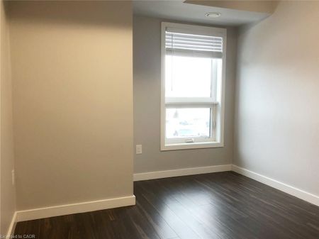 For Lease - 25 Kay Crescent Unit# 207, Guelph, Ontario - Photo 4