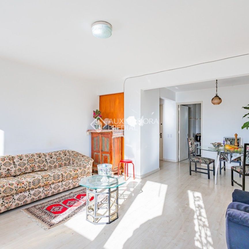 Apartamento com 3 quartos e 111m² para alugar em Mont'Serrat, Porto Alegre. - Photo 1