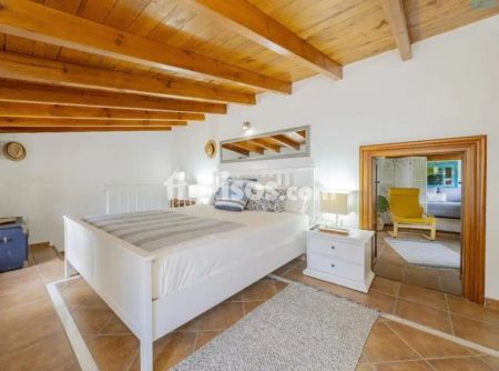 Casa en alquiler en Calle >Huertas Altas, Número > - Photo 2
