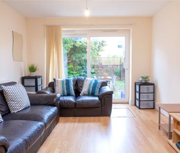 property to rent Courtenay Street, Cheltenham, Gloucestershire, GL50 - Photo 1