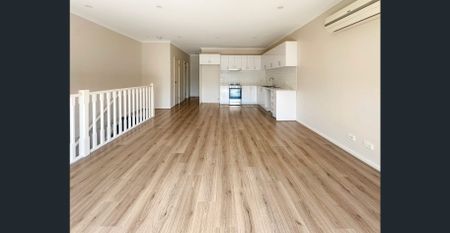 POSITION PERFECT! - Photo 2