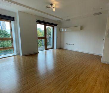 1 Bed Flat, Horizon, BS1 - Photo 2