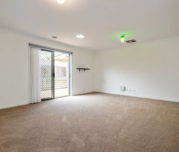 Space, Lifestyle and Comfort in a Prime Location - 1 CONNOLLY DRIVE... - Photo 2