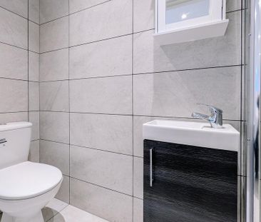 Studio to rent - Photo 6