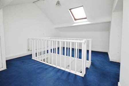 3 bedroom terraced house to rent - Photo 3