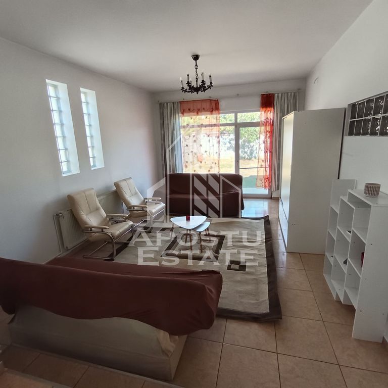 Casa pe 2 nivele cu curte proprie si terasa, garaj, Pet f... - Fotografie 1