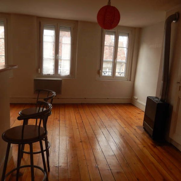 Location Appartement 1 pièce 34m² BESANCON 25000 - Photo 1