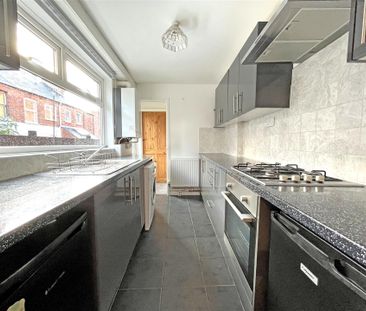2 bedroom End of terrace house to rent - Photo 6