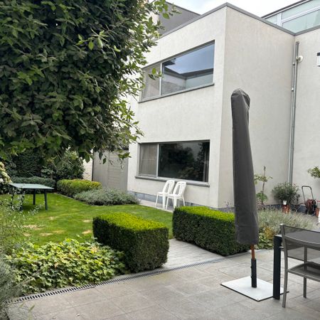 - GENT - Gemeubeld luxe-appartement met tuin en garagebox - Foto 3