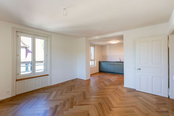 Gründerzeit-Charme trifft modernen Wohnkomfort / 20min nach Zürich HB - Foto 1