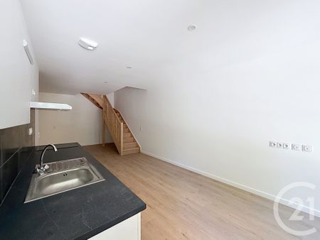 Location Appartement 3 pièces 69m² TROYES 10000 - Photo 4