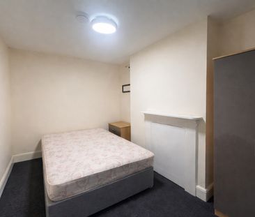 Bicester Road, Aylesbury - Photo 5