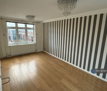 3 bedroom terraced house to rent - Photo 6