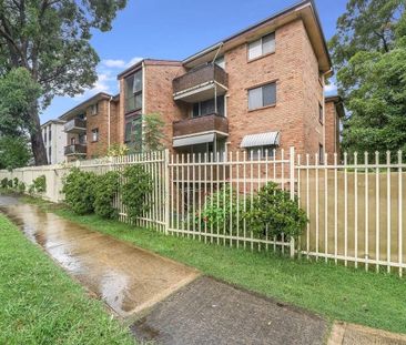 First Floor Beauty! - Photo 4