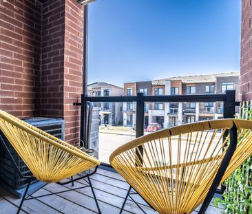 For Lease - 123 Bravo Lane, Newmarket, Ontario - Photo 1