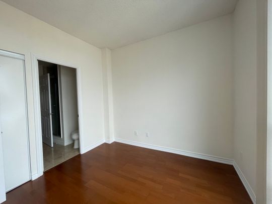 COLLEGE PARK PHASE II: Bay & College (761 Bay St) AD#103611 - Photo 1