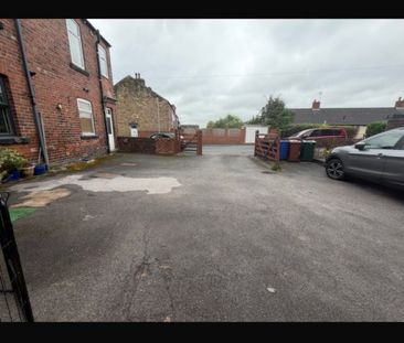 2 bed Terraced - To Let - Photo 6